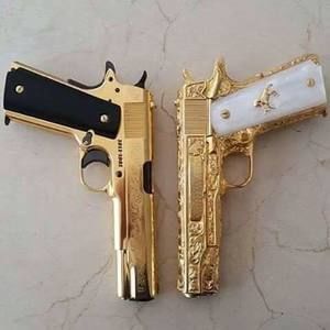 Meet your Posher, Eva